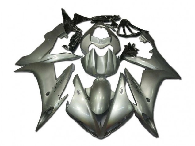 2004-2006 Silver Yamaha YZF R1 Motorbike Fairing UK Factory 2004-2006 Silver Yamaha YZF R1 Motorbike Fairing UK Factory