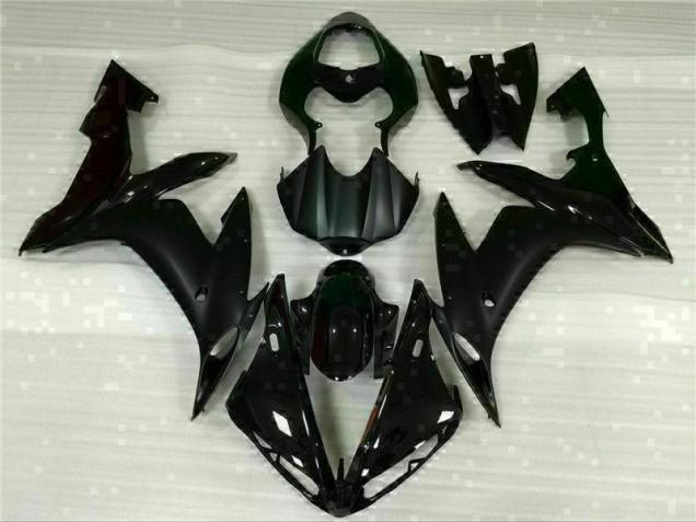 2004-2006 Black Yamaha YZF R1 Replacement Motorcycle Fairings UK Factory 2004-2006 Black Yamaha YZF R1 Replacement Motorcycle Fairings UK Factory