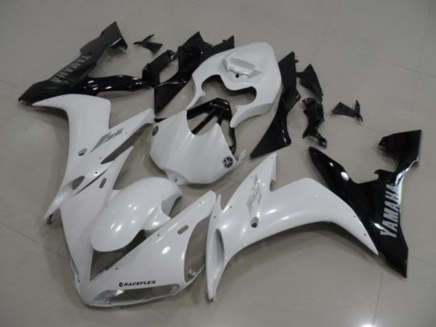2004-2006 White Black Yamaha YZF R1 Bike Fairings UK Factory