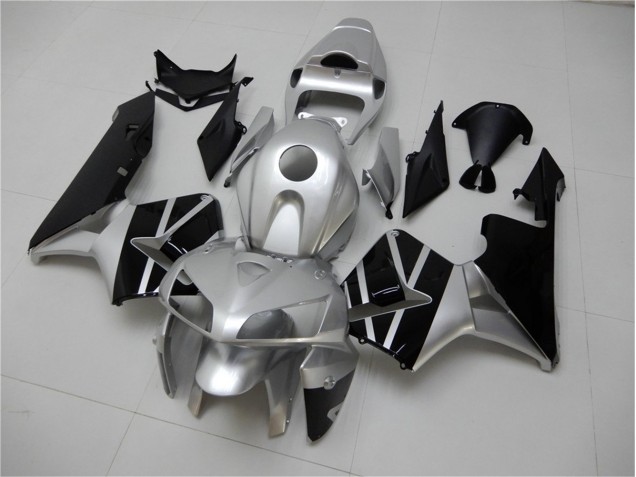2005-2006 Silver Black Honda CBR600RR Motor Bike Fairings UK Factory 2005-2006 Silver Black Honda CBR600RR Motor Bike Fairings UK Factory