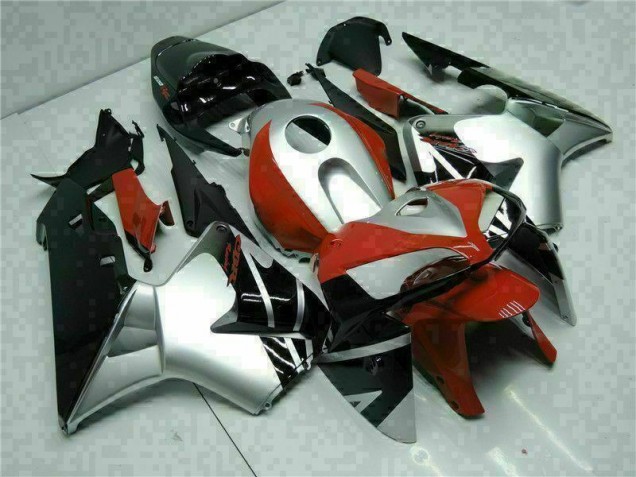 2005-2006 Black Silver Red Honda CBR600RR Motorcycle Fairings UK Factory 2005-2006 Black Silver Red Honda CBR600RR Motorcycle Fairings UK Factory
