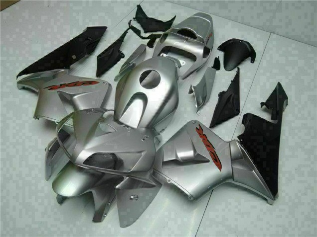 2005-2006 Silver Honda CBR600RR Bike Fairing Kit UK Factory 2005-2006 Silver Honda CBR600RR Bike Fairing Kit UK Factory