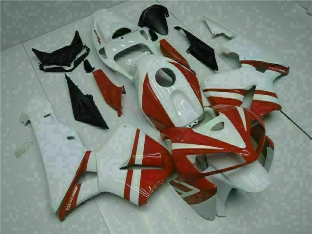 2005-2006 White Red Honda CBR600RR Motorcycle Fairings UK Factory 2005-2006 White Red Honda CBR600RR Motorcycle Fairings UK Factory