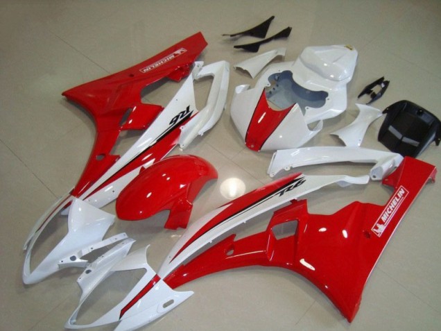 2006-2007 Red White Yamaha YZF R6 Motorcycle Fairing UK Factory 2006-2007 Red White Yamaha YZF R6 Motorcycle Fairing UK Factory