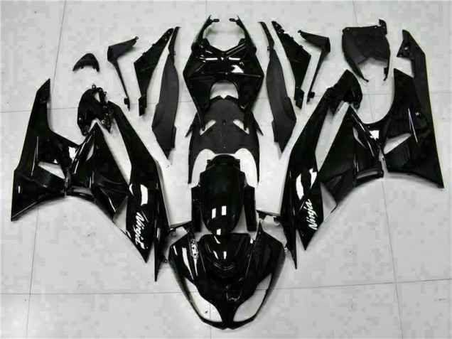 2009-2012 Black White Ninja Kawasaki ZX6R Replacement Fairings UK Factory 2009-2012 Black White Ninja Kawasaki ZX6R Replacement Fairings UK Factory