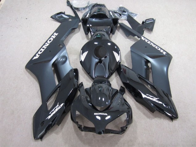 2004-2005 Black Honda CBR1000RR Bike Fairing UK Factory 2004-2005 Black Honda CBR1000RR Bike Fairing UK Factory