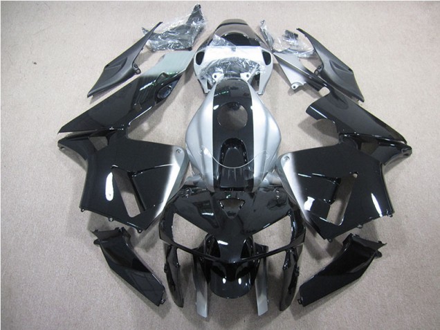 2007-2008 Black Silver Honda CBR600RR Motor Fairings UK Factory 2007-2008 Black Silver Honda CBR600RR Motor Fairings UK Factory