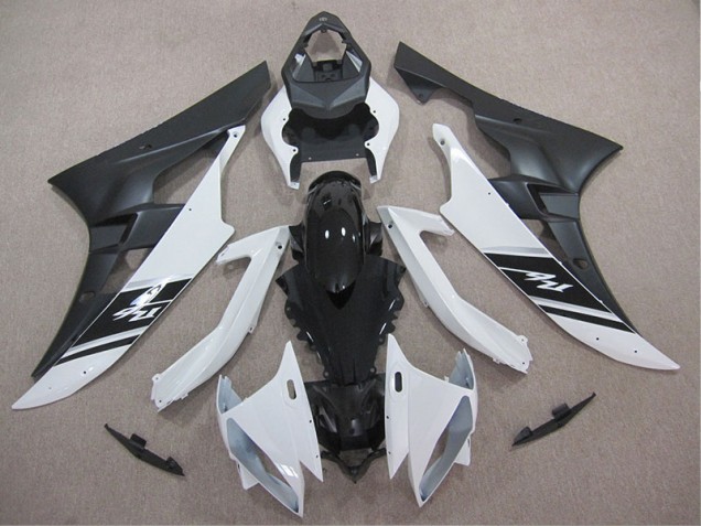 2006-2007 White Black Yamaha YZF R6 Motor Bike Fairings UK Factory 2006-2007 White Black Yamaha YZF R6 Motor Bike Fairings UK Factory